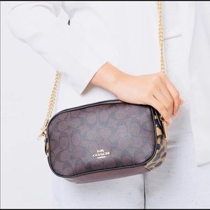 Coach isla leopard crossbody